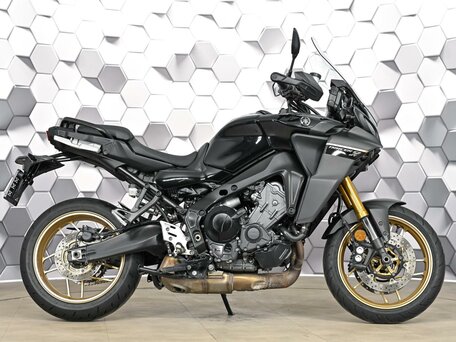 2023 Yamaha MT-09 Tracer (FJ-09), чёрный, 1179000 рублей, вид 3