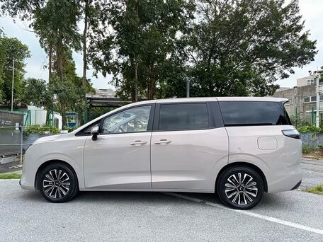 2026 Wuling Starlight 730, серебристый, 2065000 рублей, вид 2