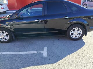 2011 Ford Focus II Рестайлинг, чёрный, 450000 рублей, вид 4