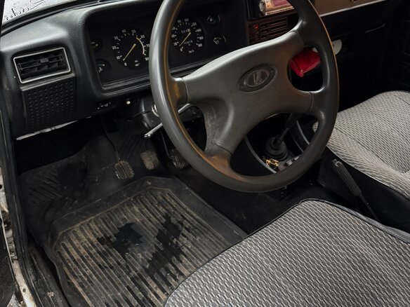2005 Lada (ВАЗ) 2107, белый, 145000 рублей - вид 8