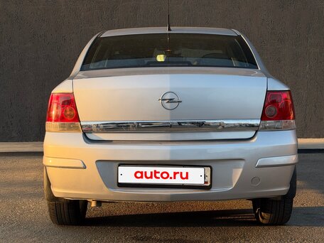 2011 Opel Astra H Рестайлинг, серебристый, 390000 рублей, вид 5