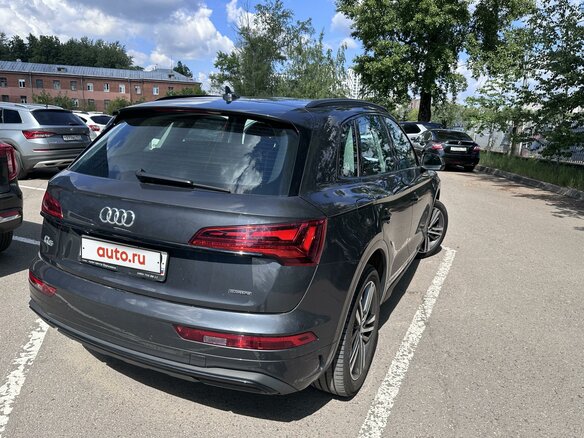 2021 Audi Q5 45 TFSI II (FY) Рестайлинг, серый, 4200000 рублей - вид 5