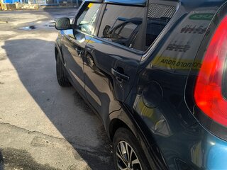 2018 Kia Soul II Рестайлинг, голубой, 2000000 рублей, вид 3