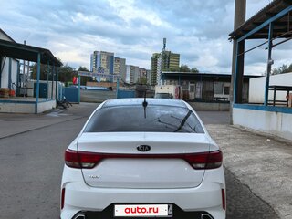 2021 Kia Rio IV Рестайлинг, белый, 1600000 рублей, вид 2