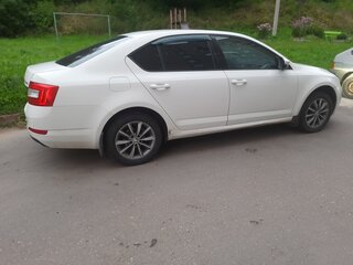 2014 Skoda Octavia III (A7), белый, 520000 рублей, вид 3