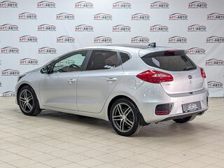 2017 Kia Ceed II Рестайлинг, серебристый, 1379000 рублей, вид 4
