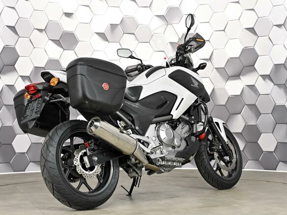 2014 Honda NC 700X, белый - вид 6
