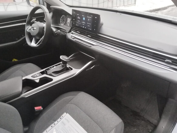 2023 Geely Emgrand II, серый, 1400000 рублей - вид 7