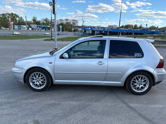 2002 Volkswagen Golf GTI IV, серебристый, 650000 рублей - вид 4