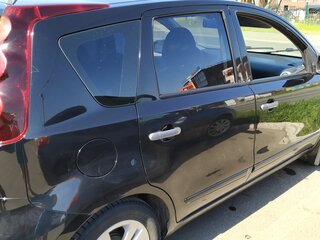 2011 Nissan Note I Рестайлинг, чёрный, 825000 рублей, вид 5