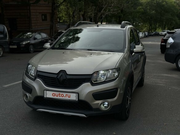 2018 Renault Sandero Stepway II, бежевый, 1370000 рублей - вид 2