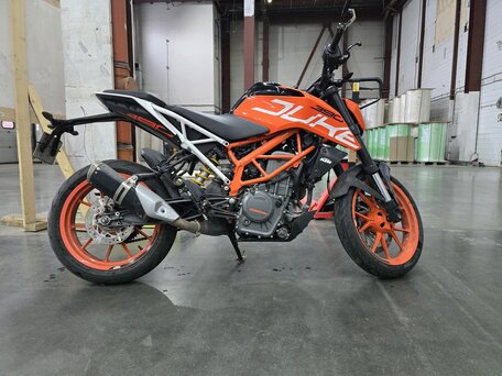 2017 KTM 390 Duke, оранжевый, 620000 рублей, вид 1