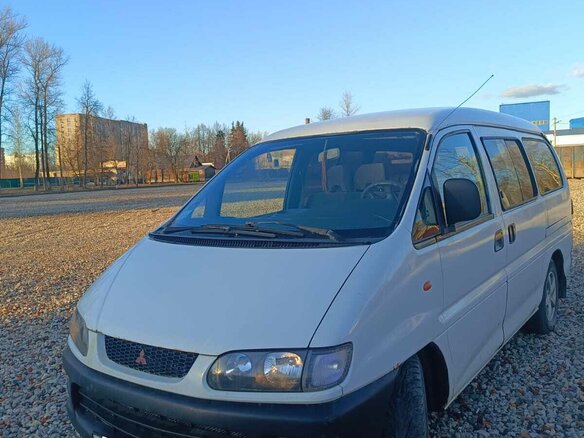 1999 Mitsubishi L400, белый, 365000 рублей