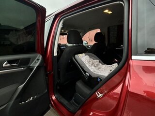 2013 Volkswagen Tiguan I Рестайлинг, красный, 1300000 рублей, вид 5