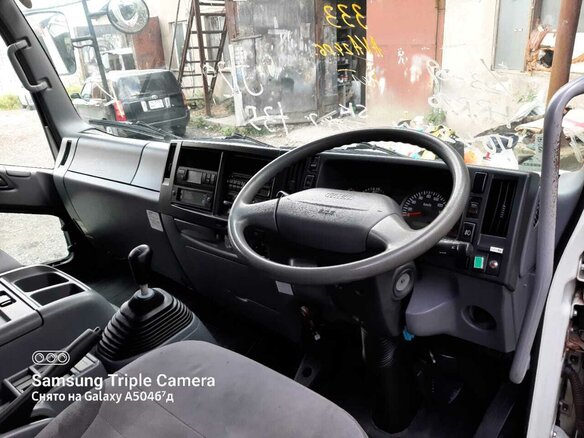 2013 Isuzu Forward (F-Series), белый, 6250000 рублей - вид 20