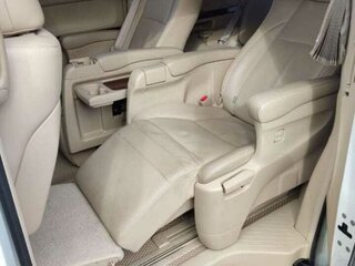 2011 Toyota Alphard II, белый, 2750000 рублей, вид 5