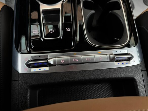 2020 Kia Carnival IV, чёрный, 3300000 рублей - вид 9