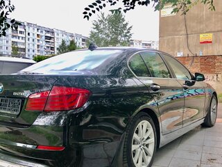 2012 BMW 5 серии 528i xDrive VI (F10/F11/F07), чёрный, 1880000 рублей, вид 3