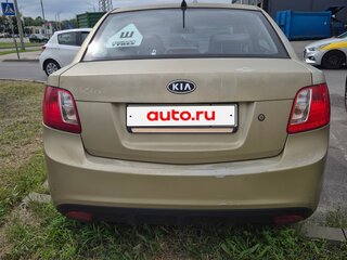 2010 Kia Rio II Рестайлинг, бежевый, 280000 рублей, вид 4