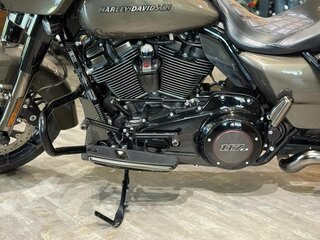 2021 Harley-Davidson CVO Street Glide, коричневый, 3350000 рублей, вид 4