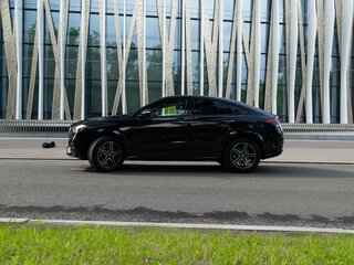 2022 Mercedes-Benz GLE Coupe 450 II (C167), чёрный, 9600000 рублей, вид 5