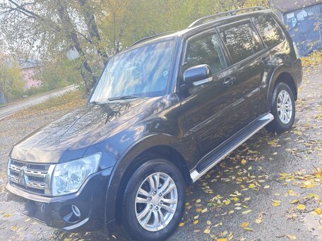 2012 Mitsubishi Pajero IV Рестайлинг 1, чёрный, 2300000 рублей, вид 1