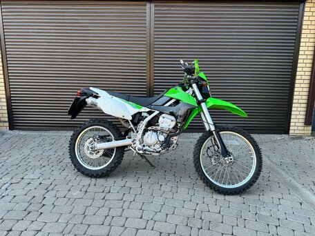 2014 Kawasaki KLX 250, зелёный, 365000 рублей, вид 3