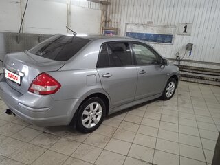2011 Nissan Tiida I Рестайлинг, серый, 625000 рублей, вид 2