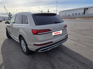 2019 Audi Q7 45 TDI II (4M) Рестайлинг, белый, 6600000 рублей, вид 5