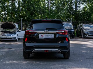 2020 Kia Seltos I, чёрный, 1828000 рублей, вид 4