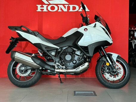 2022 Honda NT1100, белый, 1750000 рублей, вид 5