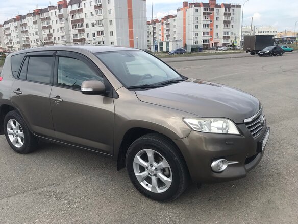 2010 Toyota RAV4 III (XA30) Рестайлинг, золотистый, 1450000 рублей - вид 4