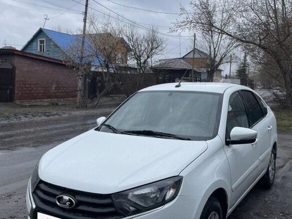 2021 Lada (ВАЗ) Granta I Рестайлинг, белый, 635000 рублей