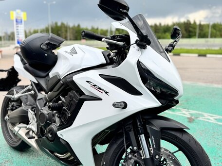 2024 Honda CBR 650R, белый, 999999 рублей, вид 4