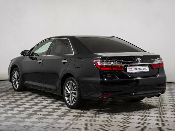 2016 Toyota Camry VII (XV50) Рестайлинг, чёрный, 1947000 рублей - вид 6