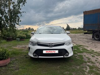 2016 Toyota Camry VII (XV50) Рестайлинг, белый, 2300000 рублей, вид 1