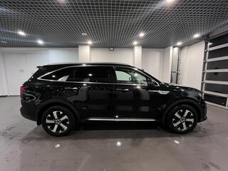 2021 Kia Sorento IV, чёрный, 3650000 рублей, вид 2