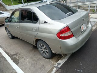 2002 Toyota Prius I Рестайлинг (XW10), серый, 350000 рублей, вид 4