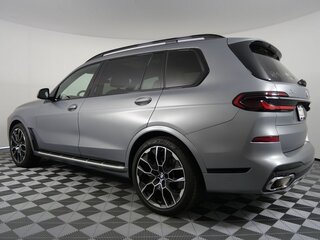 2025 BMW X7 40i I (G07) Рестайлинг, серебристый, 12650816 рублей, вид 5