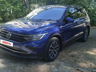 2021 Volkswagen Tiguan II Рестайлинг, синий, 2650000 рублей, вид 2
