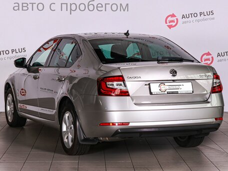 2019 Skoda Octavia III (A7) Рестайлинг, бежевый, 2390000 рублей, вид 2