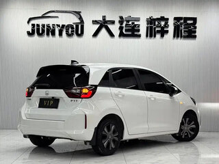 2022 Honda Fit Crosstar IV, белый, 975000 рублей, вид 4