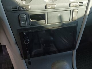 2000 Volvo V40 I Рестайлинг, серебристый, 350000 рублей, вид 3