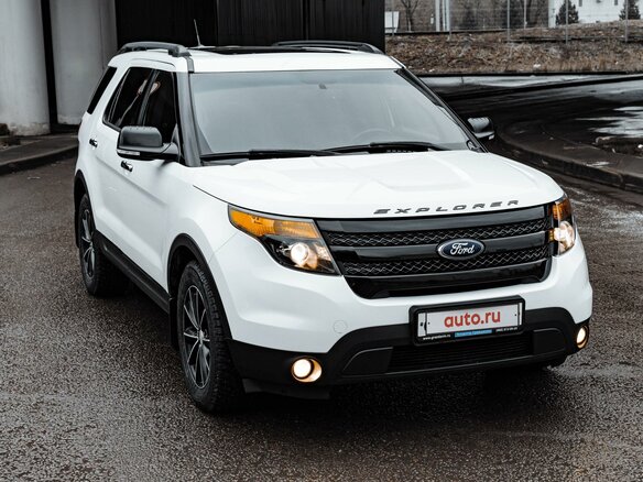 2014 Ford Explorer Sport V, белый, 2500000 рублей - вид 6