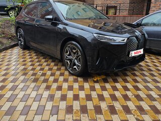 2022 BMW iX xDrive40 I (I20), чёрный, 6900000 рублей, вид 2