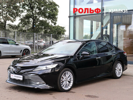Toyota Camry VIII (XV70)