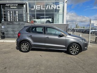 2011 Volkswagen Polo V, серый, 395000 рублей, вид 4