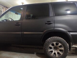 2001 Nissan Terrano II Рестайлинг 2, чёрный, 660000 рублей, вид 4