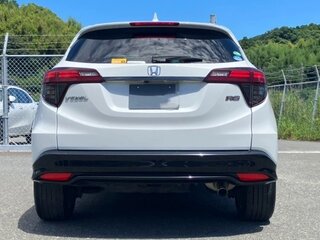 2020 Honda Vezel I Рестайлинг, белый, 1437000 рублей, вид 4