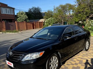 2010 Toyota Camry VI (XV40) Рестайлинг, чёрный, 1300000 рублей, вид 1